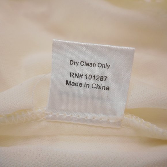 Alexia Admor Size S Cream Lace Top V-Neck Bell Sleeve Blouse Lined - Picture 8 of 8